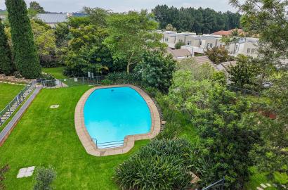 Stylish apartment for sale in most desirable location Bryanston