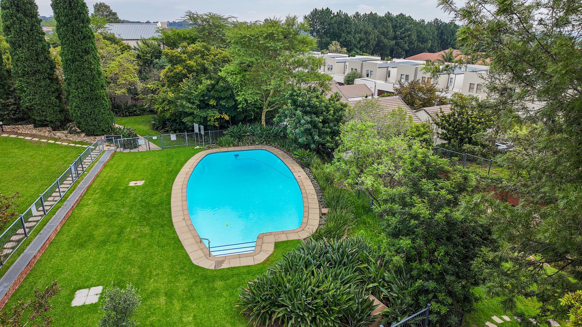 Stylish apartment for sale in most desirable location Bryanston
