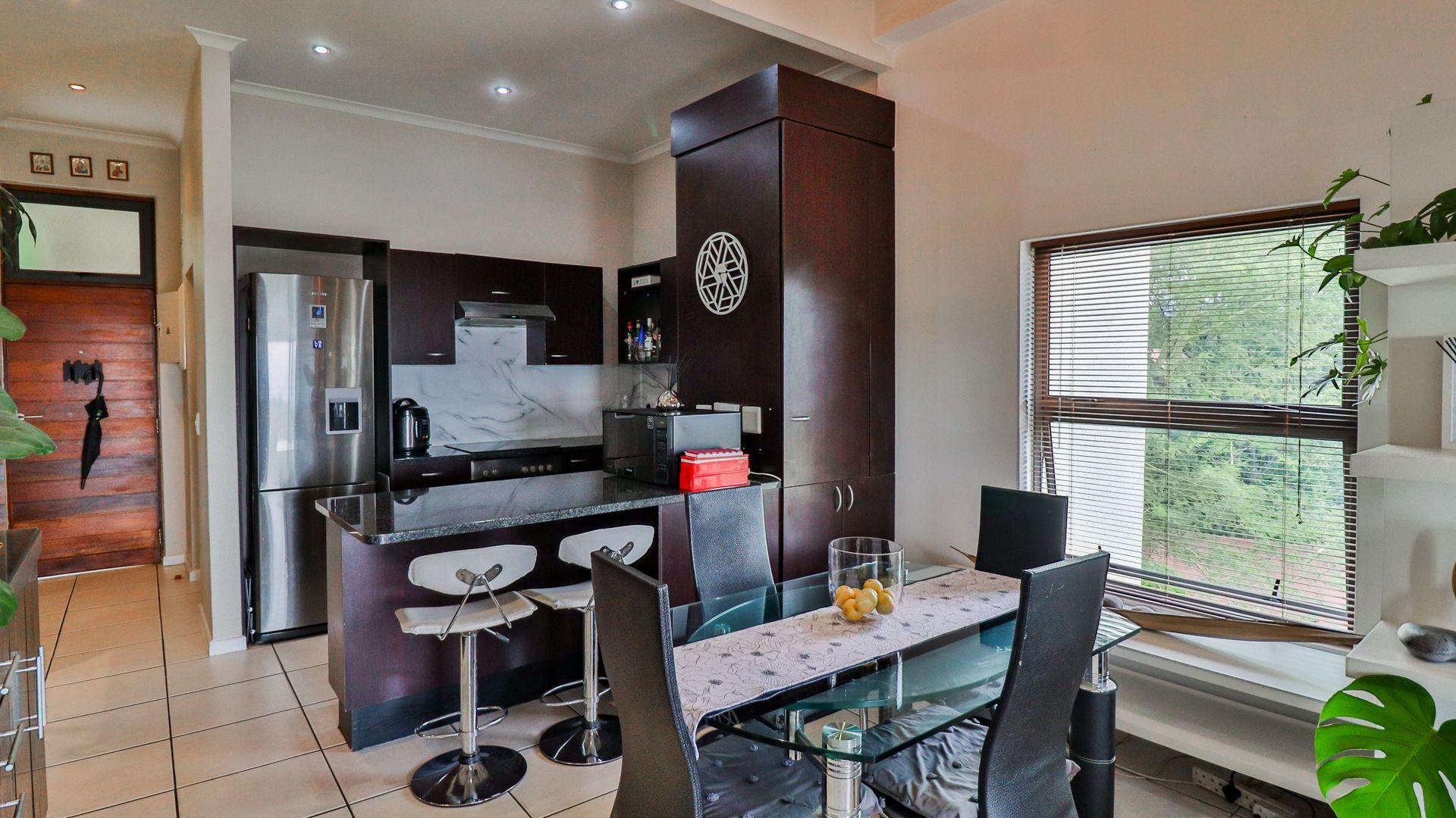 2 Bedroom Fully Furnished Stylish House in Bryanston