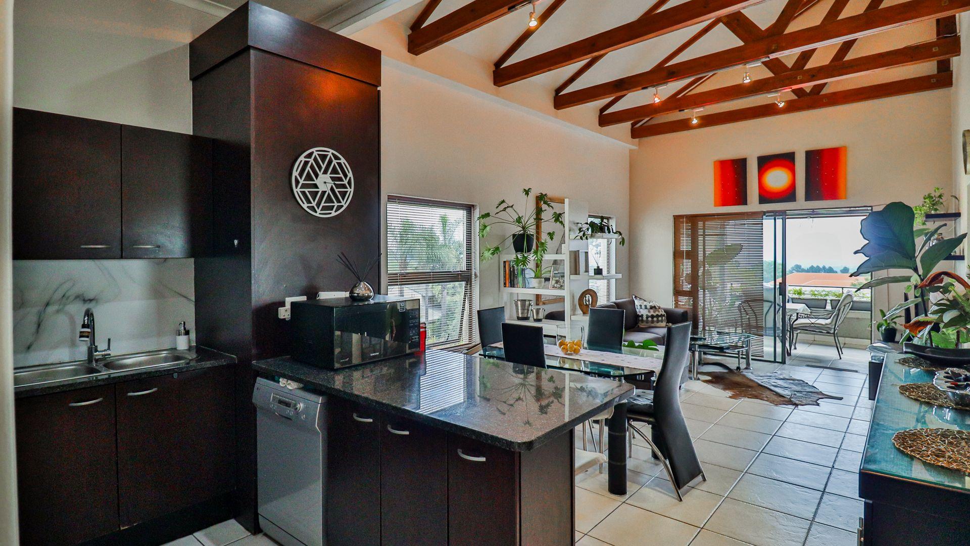 2 Bedroom Fully Furnished Stylish House in Bryanston