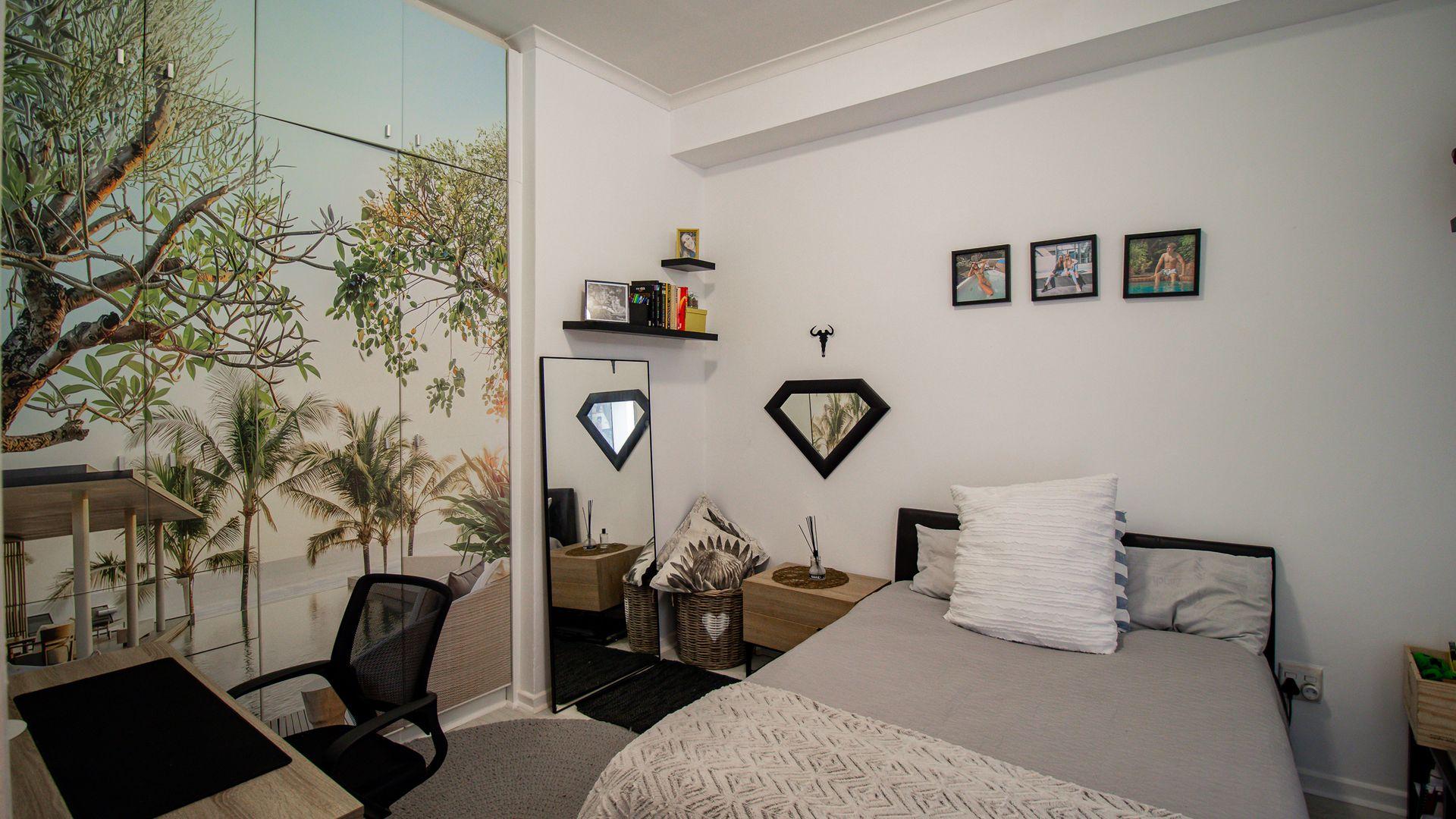 Stylish apartment for sale in most desirable location Bryanston