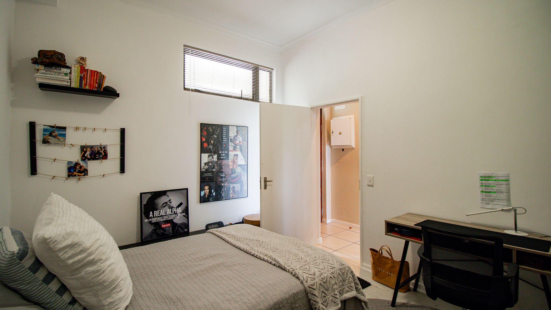 Stylish apartment for sale in most desirable location Bryanston