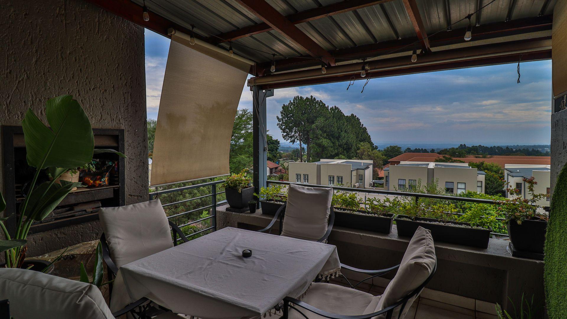 2 Bedroom Fully Furnished Stylish House in Bryanston