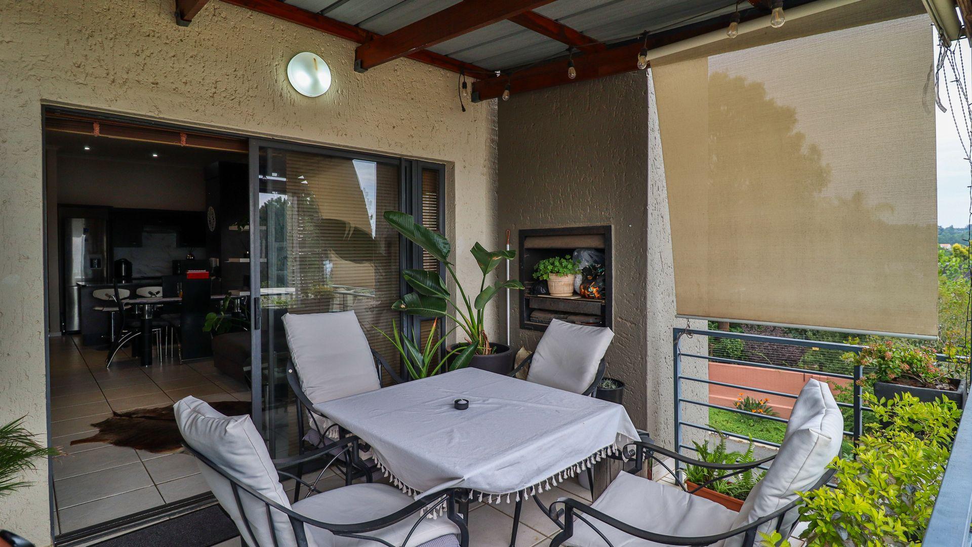 2 Bedroom Fully Furnished Stylish House in Bryanston