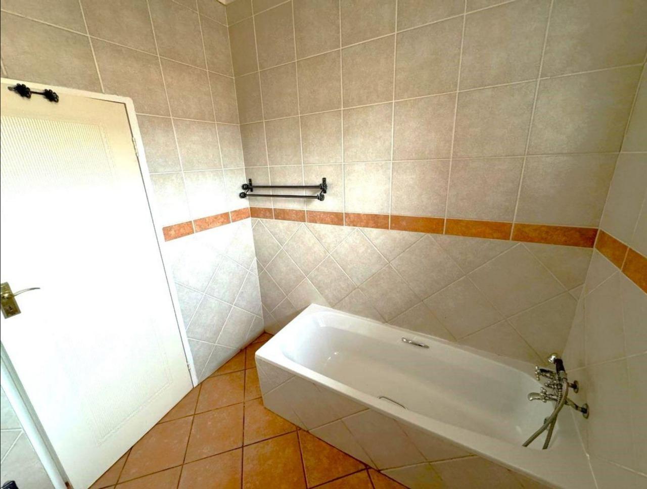 3 Bedroom Townhouse For sale in Boardwalk Meander B