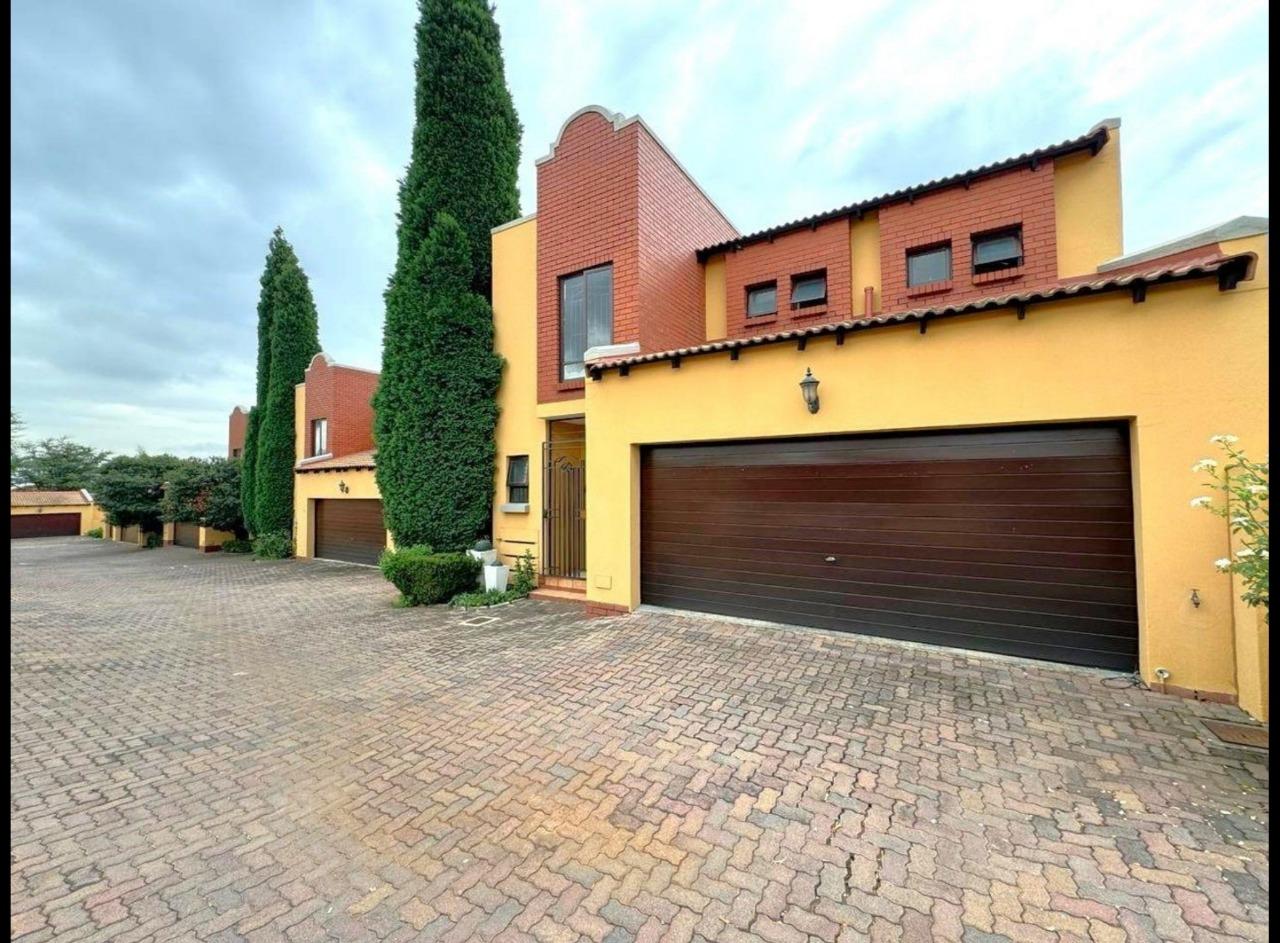 3 Bedroom Townhouse For sale in Boardwalk Meander B