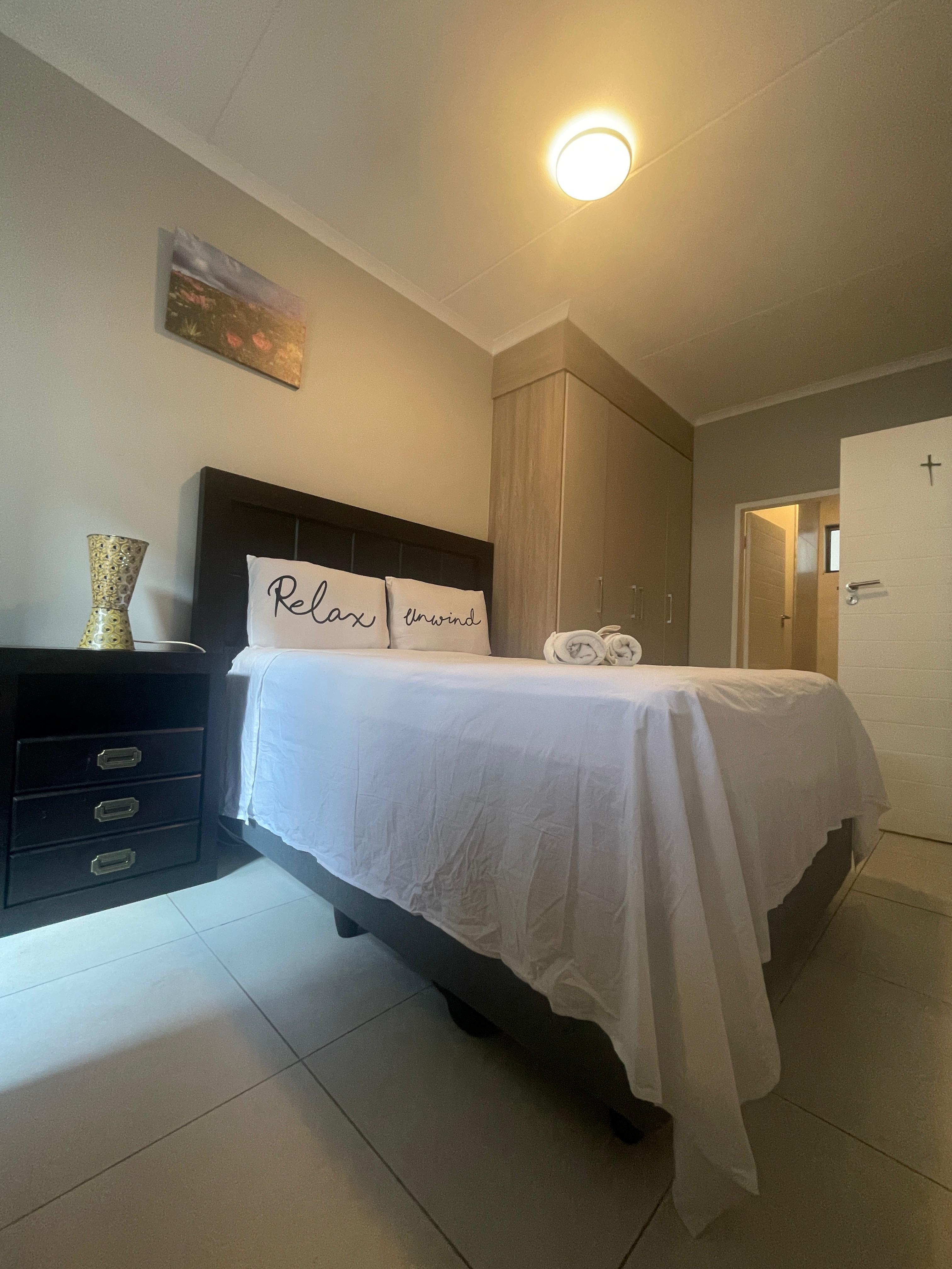 2 bedroom Spacious and light apartment for sale in the sort after complex