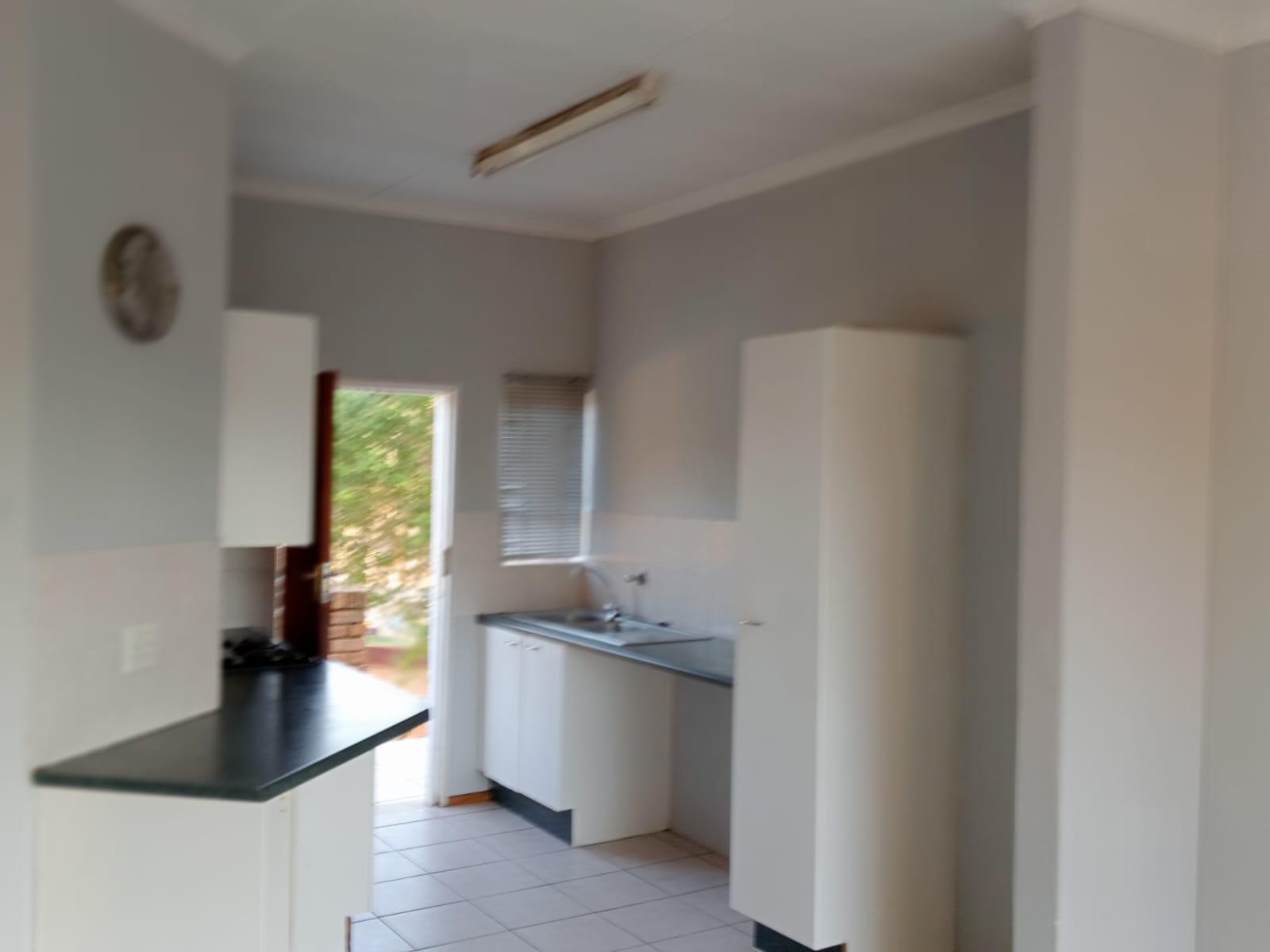 2 Bedroom Townhouse for Rent in Allen's Nek