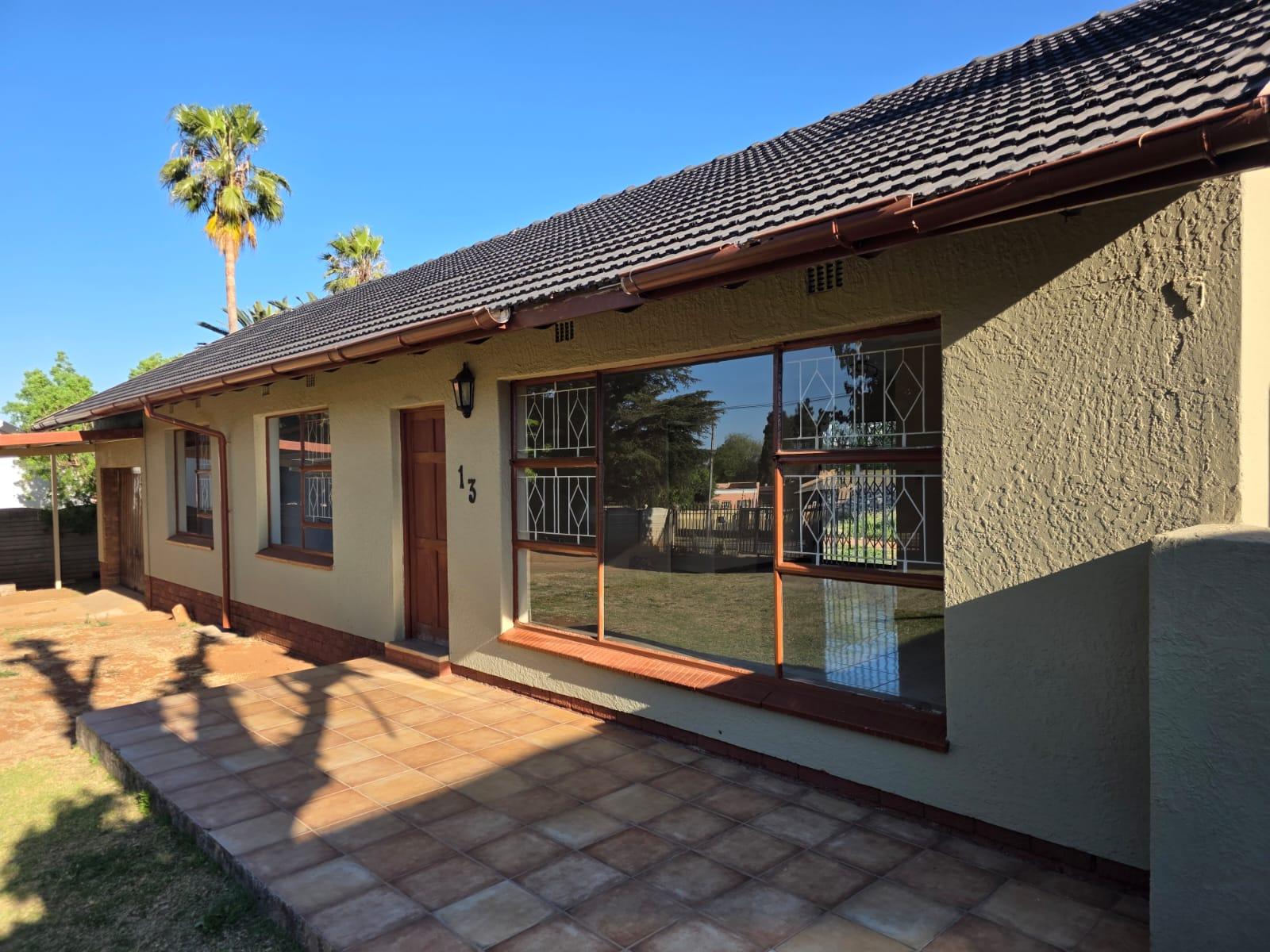 3 Bedroom House For Rent in Kibler Park