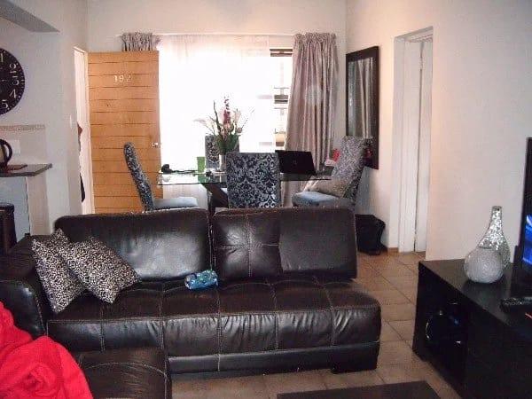 2 Bedroom Apartment for Rent in Honeydew