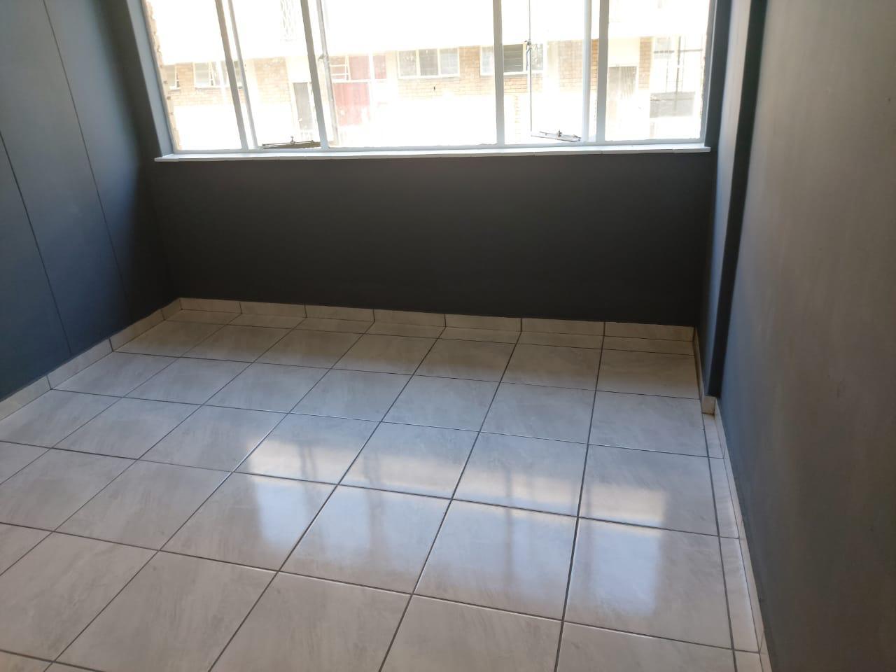 2 Bedroom Apartment for Rent in Sunnyside