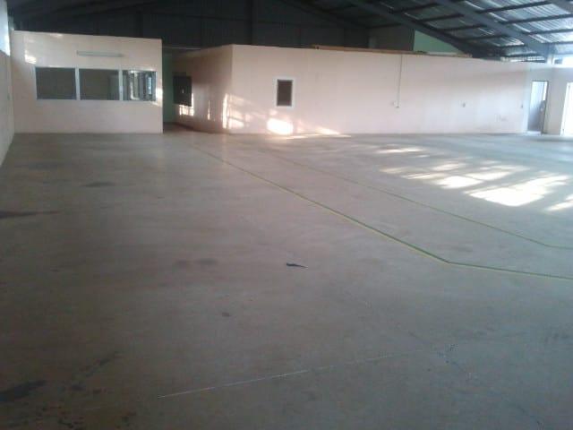 Comfortable 1200sqm Factory To Let