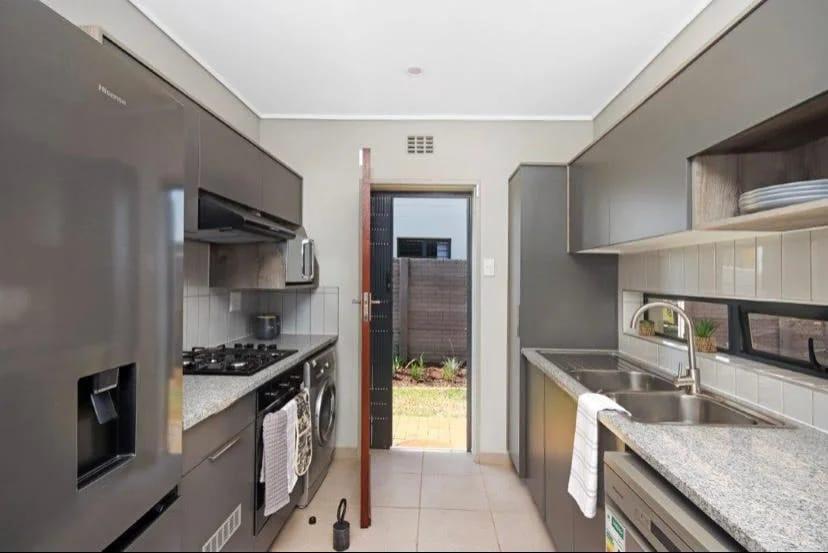 3 Bed House To Rent in Leopard's Rest Security Estate, Albertsdal, Alberton.