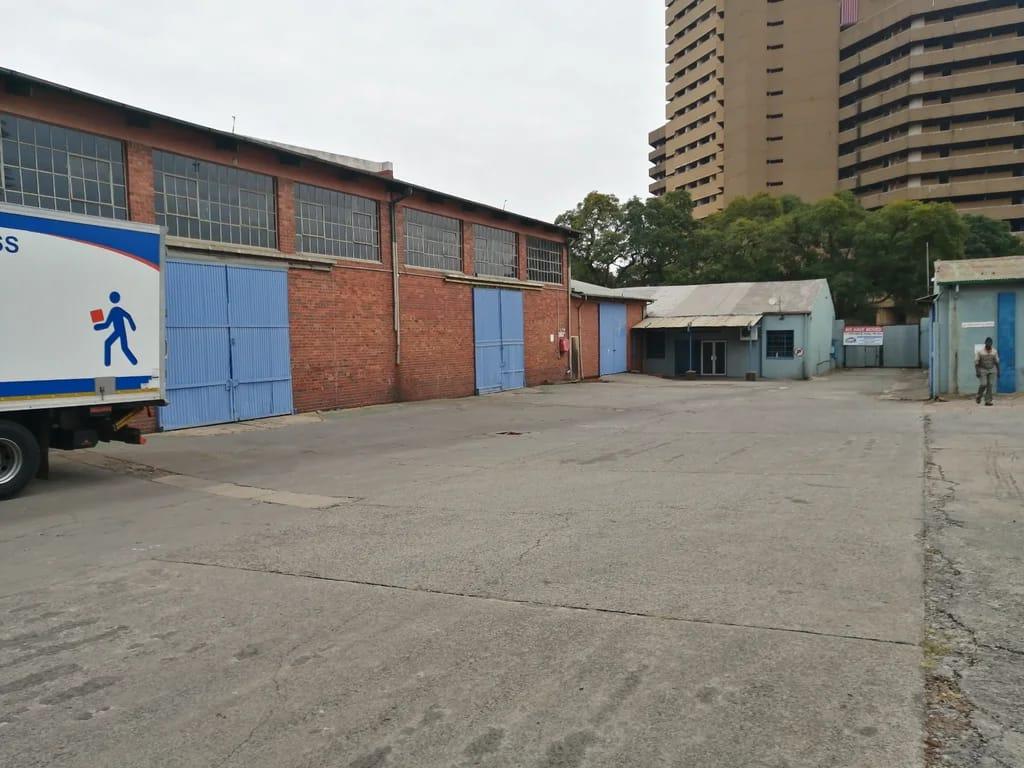 Very Large Prime Industrial Property To Let in the heart of Pretoria