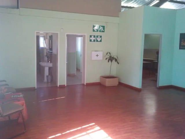 Comfortable 1200sqm Factory To Let