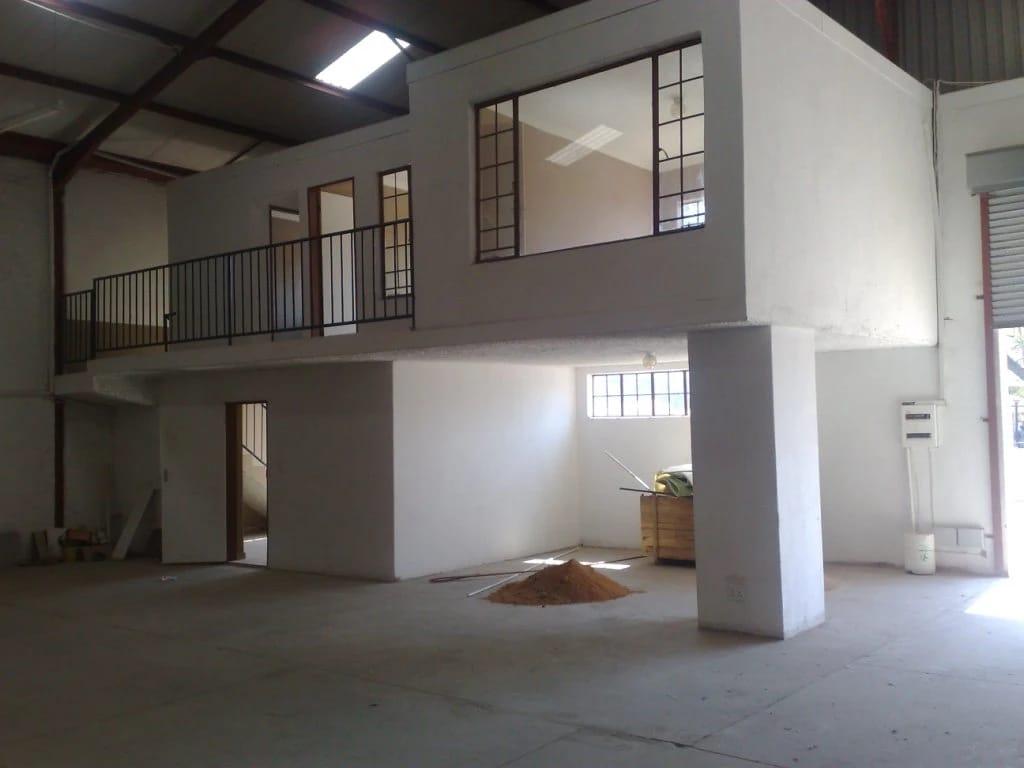 Factory or Warehouse Space to Let in Silverton