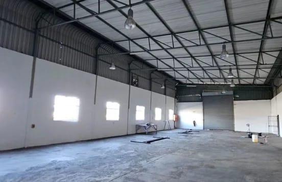 A well-positioned Warehouse is Available To Rent