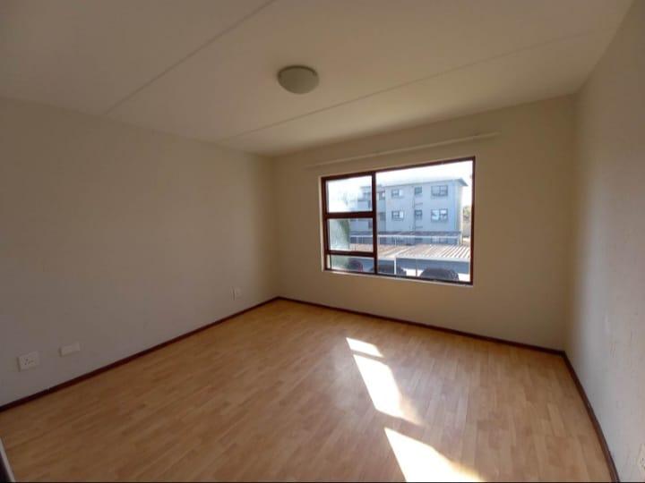 2 bedroom, 1 full bathroom Apartment available In Boksburg