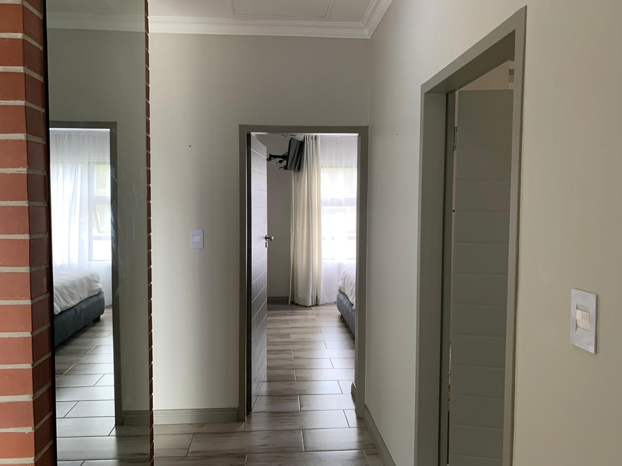 Stunning and modern 2 bedroom top floor apartment in Carlswald