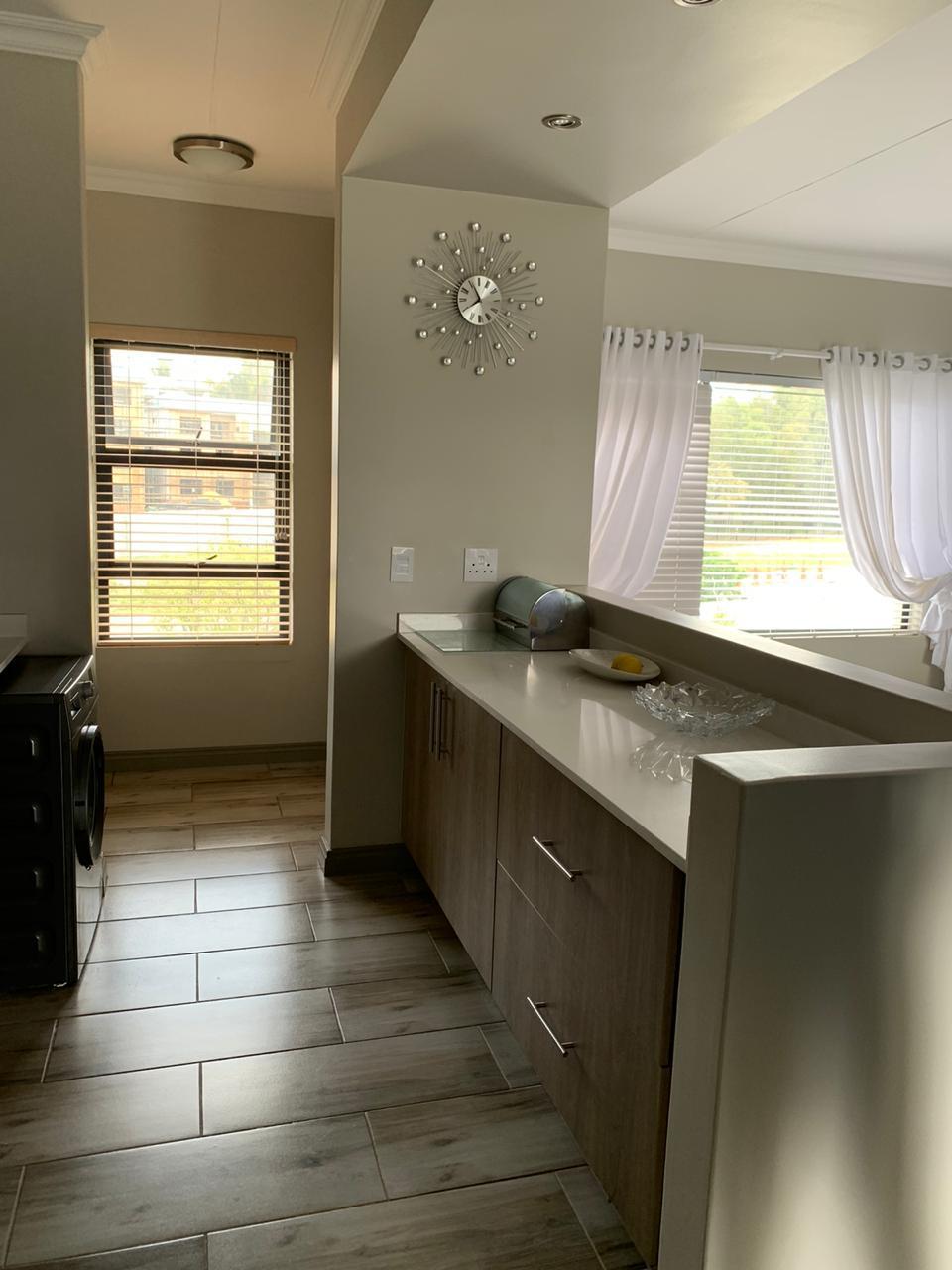 Stunning and modern 2 bedroom top floor apartment in Carlswald