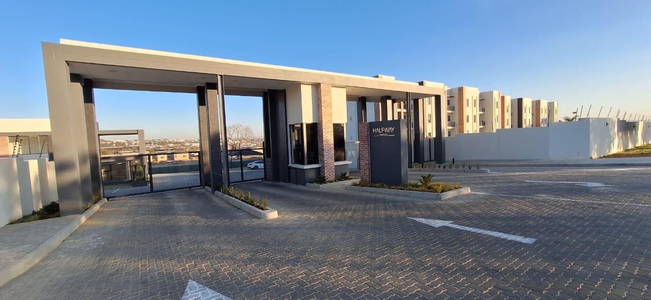 2 Bedroom Apartment for Rent in Halfway Parks Estate