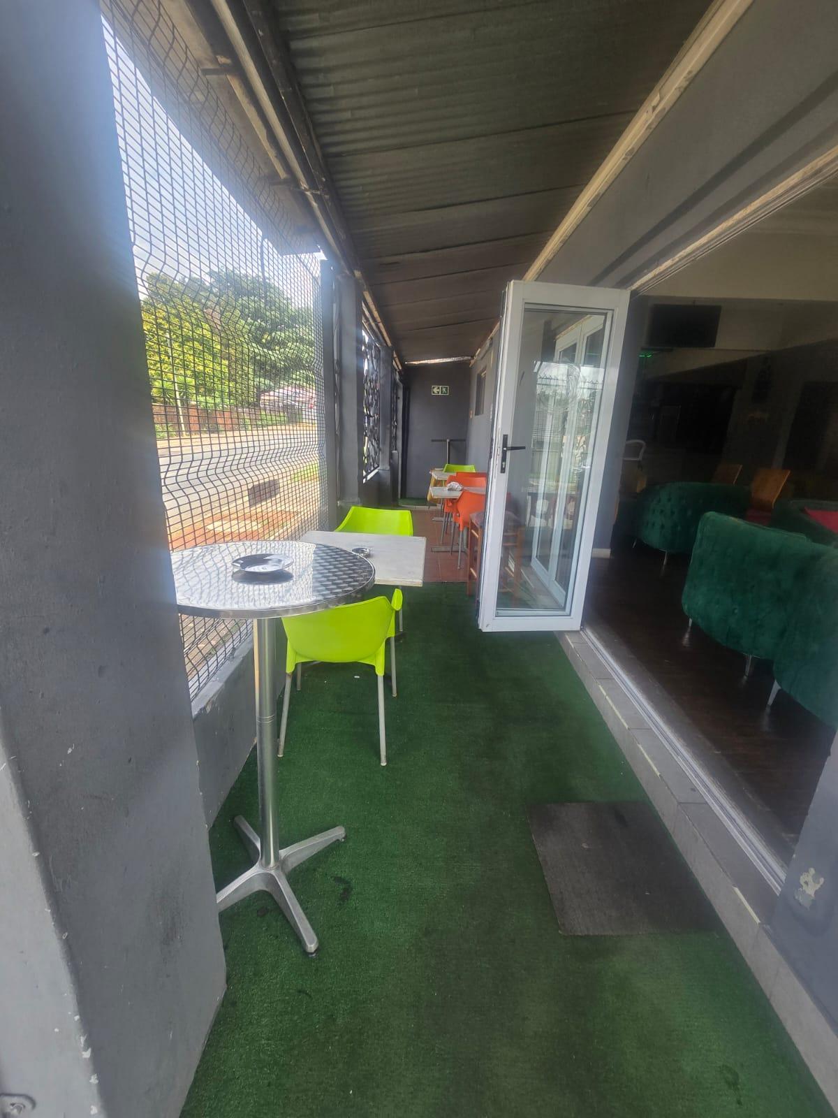 Commercial Building To Let