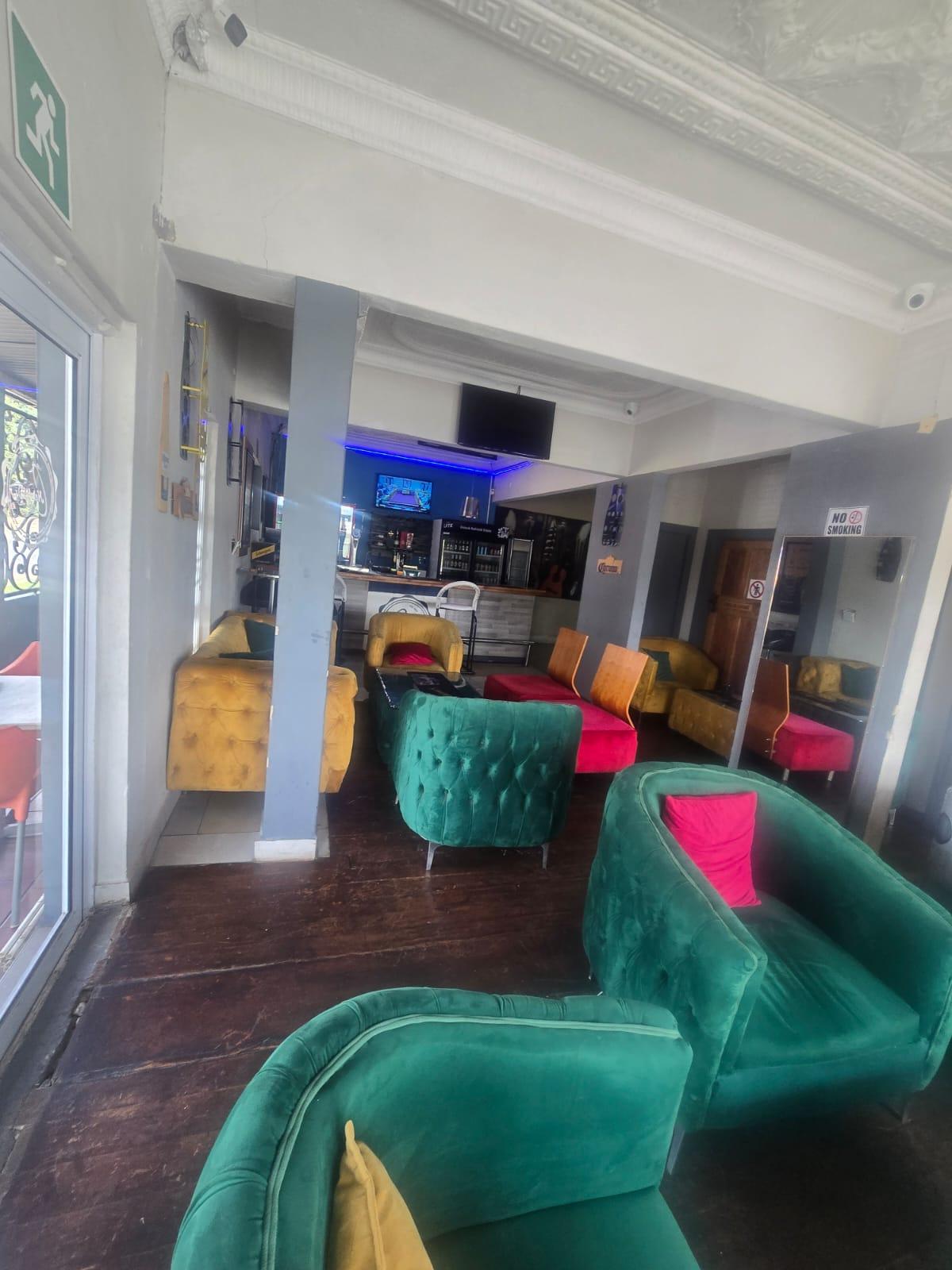 Commercial Building To Let