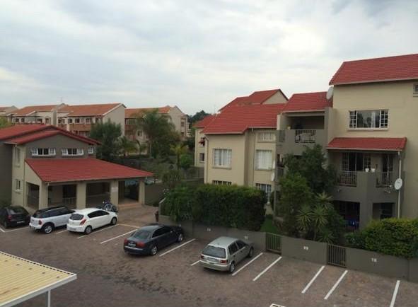 2 Bedroom Apartment For Rent in Paulshof