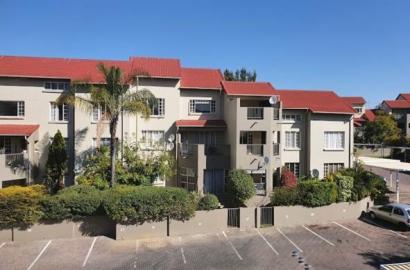 2 Bedroom Apartment For Rent in Paulshof