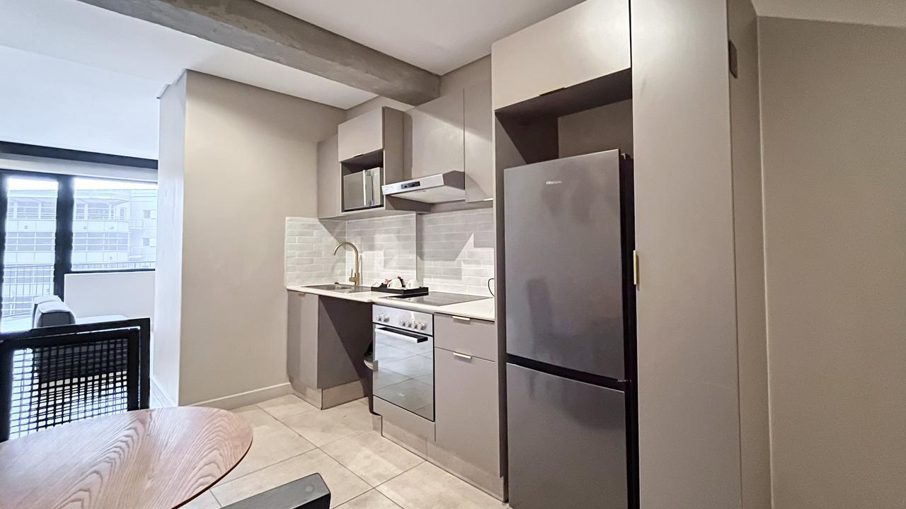 1 Bedroom Stylish and immaculate Apartment To Rent in Black Brick 2 Sandton