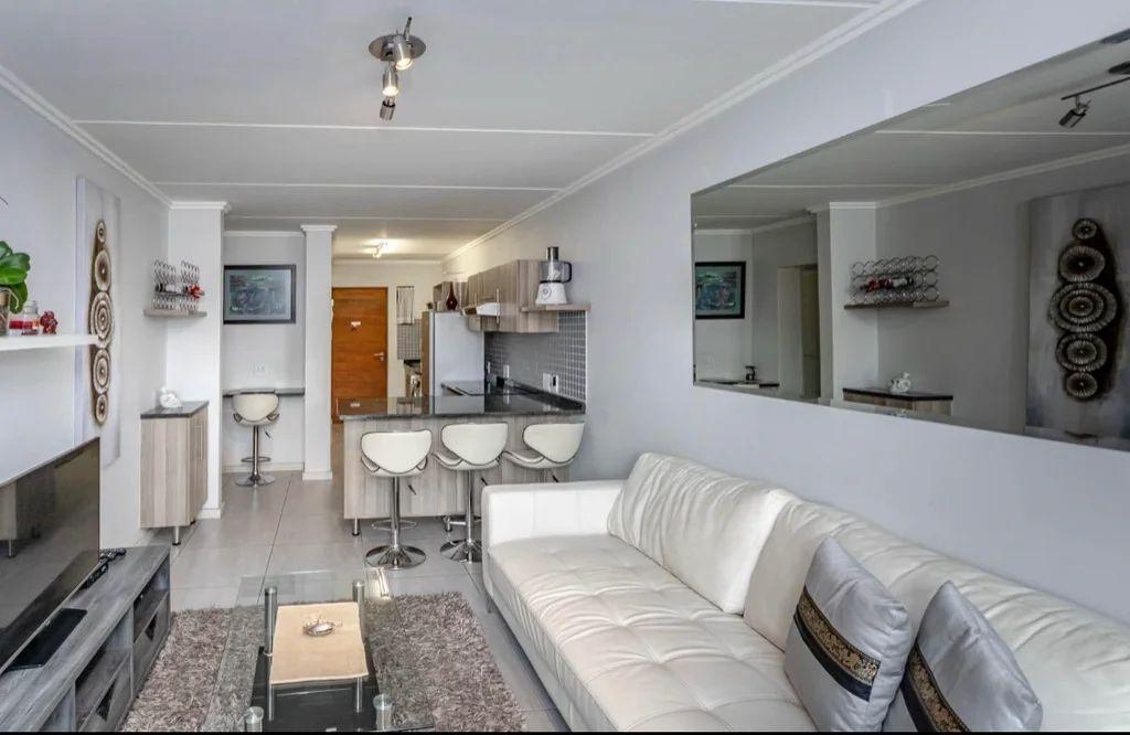 A well maintained and secured Beautiful apartment ready to occupy in Edenvale