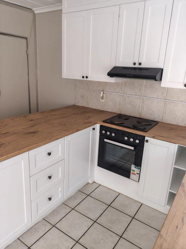 Stunning modern double-storey Apartment For Rent in Menlyn Park