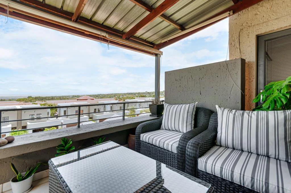 Stylish apartment for sale in most desirable location Bryanston