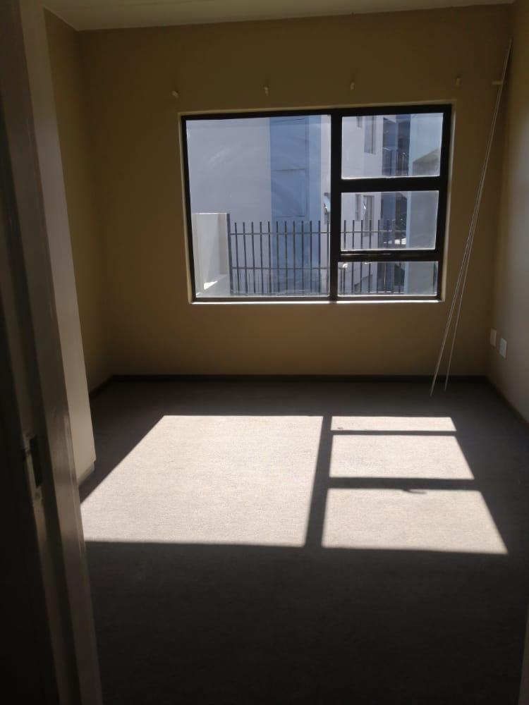 2 Bedroom Apartment for Rent in Honeydew