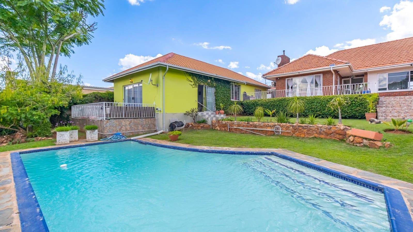 3 Bedroom House For Sale in Florida Hills