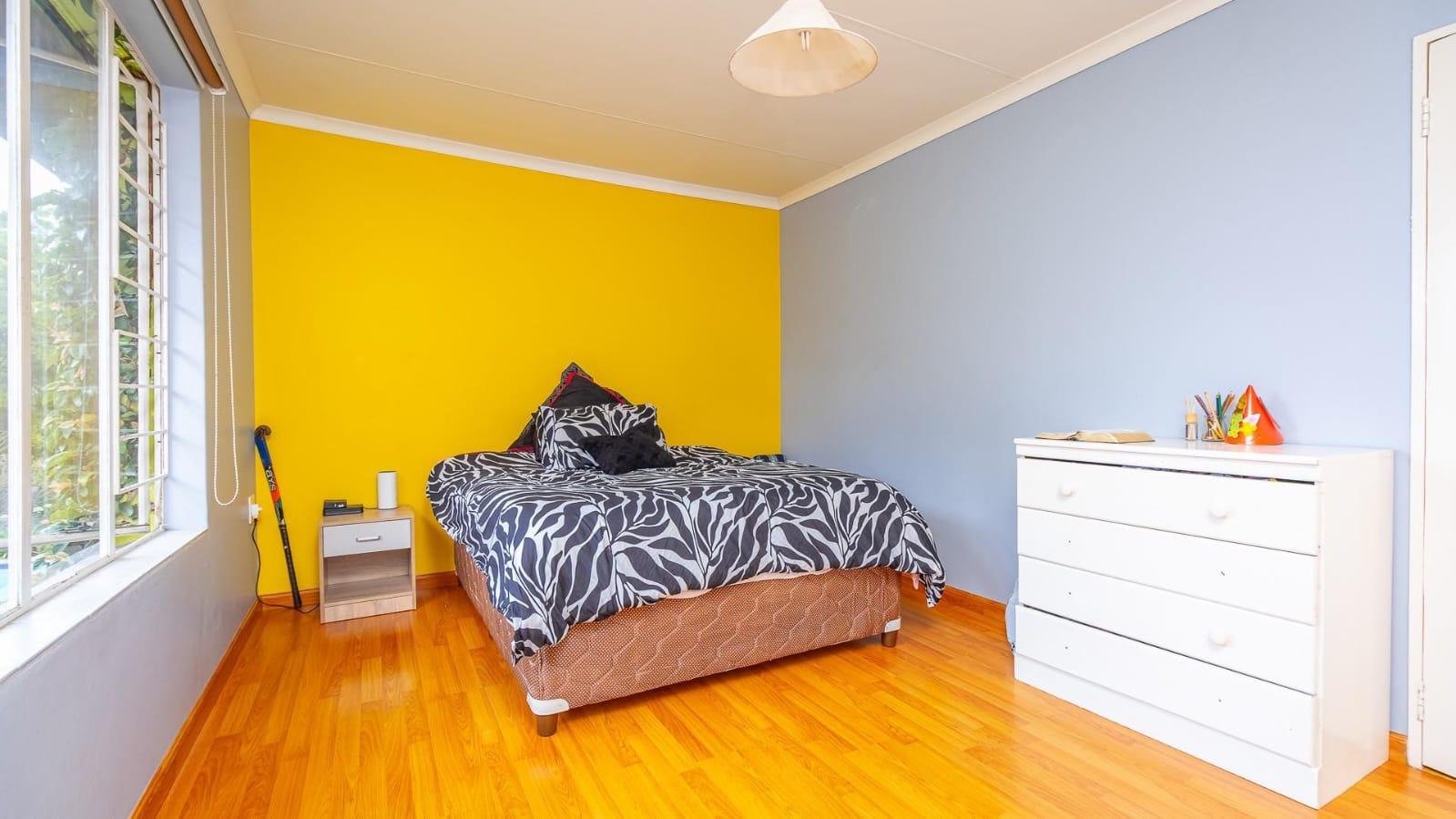 3 Bedroom House For Sale in Florida Hills