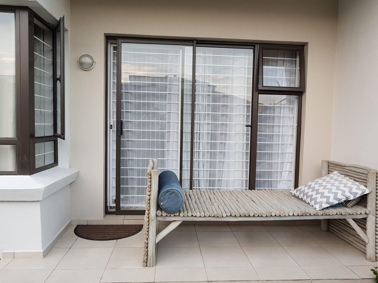 Stylish apartment for sale in Soho Junction Broadacres Fourways