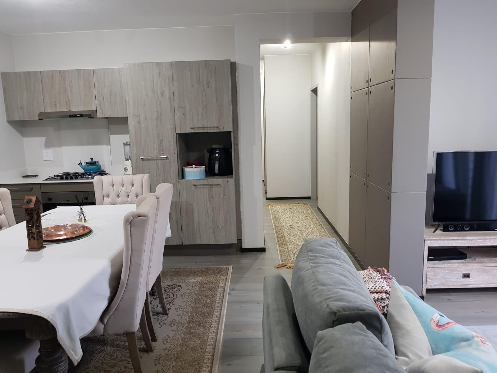 Stylish apartment for sale in Soho Junction Broadacres Fourways