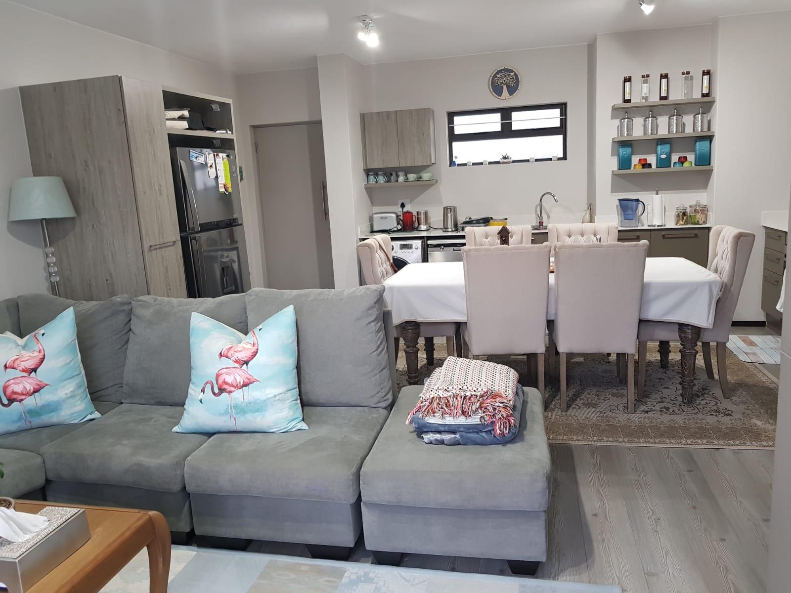 Stylish apartment for sale in Soho Junction Broadacres Fourways