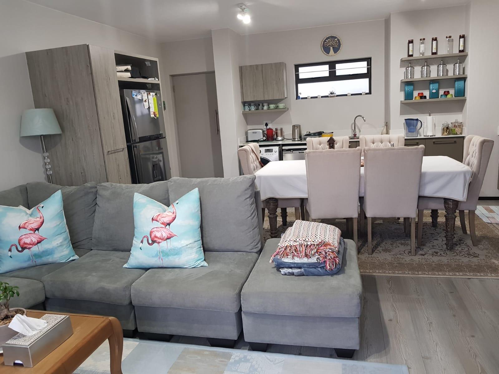 Stylish apartment for sale in Soho Junction Broadacres Fourways