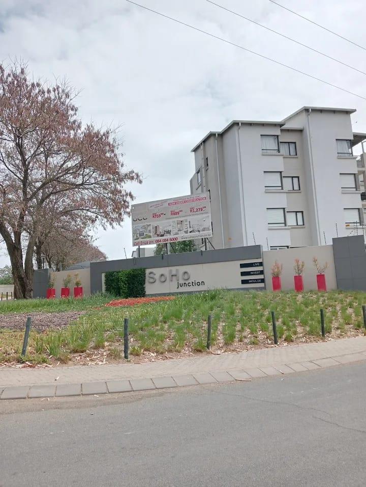 Stylish apartment for sale in Soho Junction Broadacres Fourways